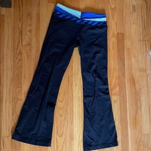 Flared leg Lululemon leggings